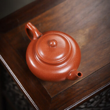 Yixing Zisha Teapot [Xiao Ying] (Jiang Po Ni – 220ml)
