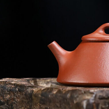 Yixing Zisha Teapot [Mini Ziye Shi Piao] (Di Cao Qing – 70ml)