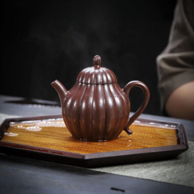 Full Handmade Yixing Zisha Teapot [Ling Hua Qiu Shui] (Jin Sha Zi Ni – 200ml)