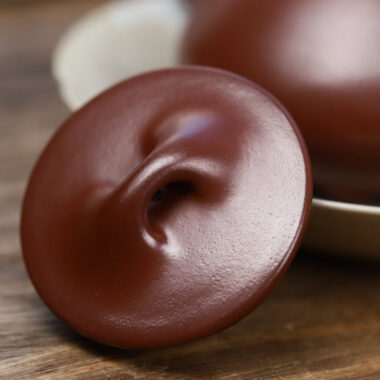 Full Handmade Yixing Zisha Teapot [Jingzhou Shi Piao Pot] (Zi Zhu Ni – 240ml)