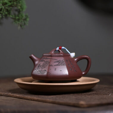 Yixing Zisha Teapot [Bafang Shanshui Shi Piao] (Zi Ni – 200ml)