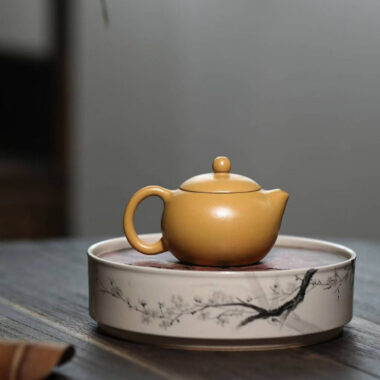 Yixing Zisha Teapot [Mini Xishi Pot] (Huangjin Zhu Ni – 100ml)