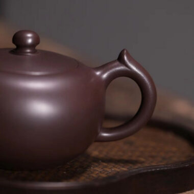 Full Handmade Yixing Zisha Teapot [Shen Deng Yandou Pot] (Zi Ni – 125/170ml)