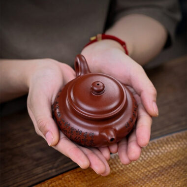 Full Handmade Yixing Zisha Teapot [Man Jiang Hong] (Long Xue Sha – 200ml)