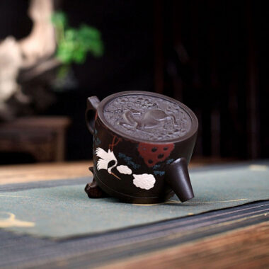 Yixing Zisha Teapot [Auspicious Crane] (Hei Ni – 190ml)