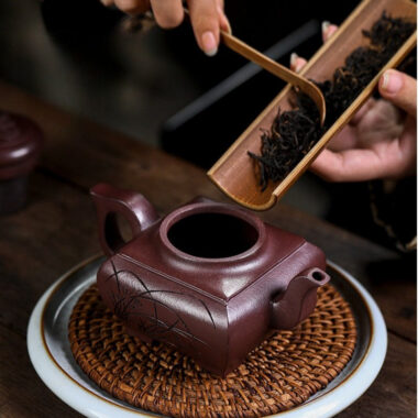 Full Handmade Yixing Zisha Teapot [Sifang Chang Le] (Zi Ni – 300ml)