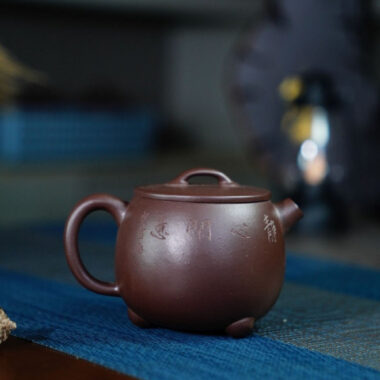 Full Handmade Yixing Zisha Teapot [Gao Shi Piao Pot] (Zi Ni – 200ml)