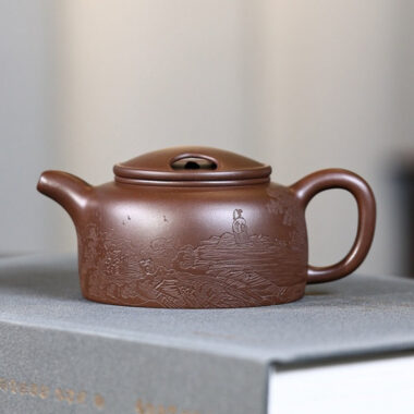 Full Handmade Yixing Zisha Teapot [Niu Gai Lianzi Pot] (Zi Ni – 230ml)
