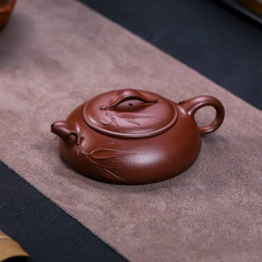 Full Handmade Yixing Zisha Teapot [Yu Zhu] (Hong Pi Long – 140ml)