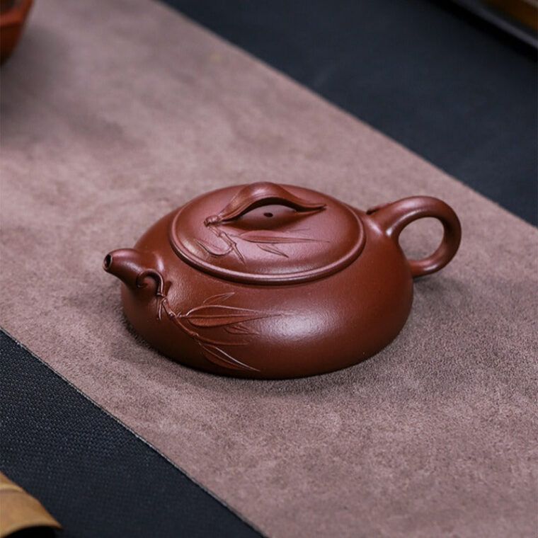Full Handmade Yixing Zisha Teapot [Yu Zhu] (Hong Pi Long – 140ml)