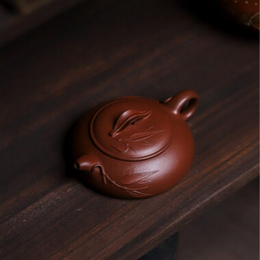 Full Handmade Yixing Zisha Teapot [Yu Zhu] (Hong Pi Long – 140ml)