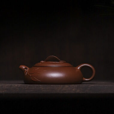 Full Handmade Yixing Zisha Teapot [Yu Zhu] (Hong Pi Long – 140ml)
