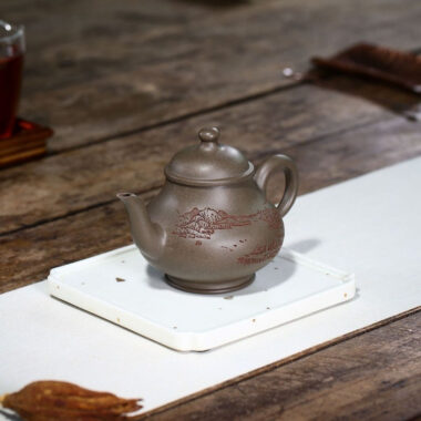 Yixing Zisha Teapot [Gao Pan Hu] (Xue Ke Qing – 300ml)