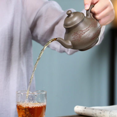 Yixing Zisha Teapot [Gao Pan Hu] (Xue Ke Qing – 300ml)