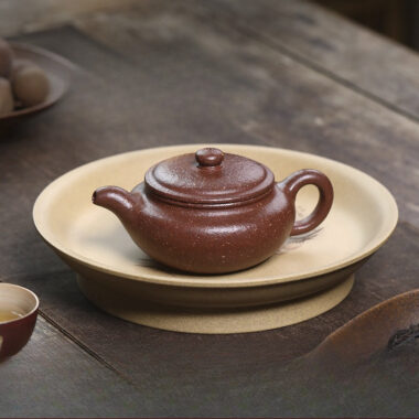 Full Handmade Yixing Zisha Teapot [Bian Fu] (Tao Hua Ni – 200ml)
