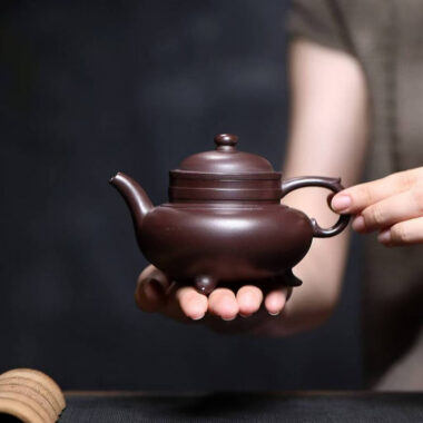 Yixing Zisha Teapot [San Zu Ao Xue] (Zi Ni – 230ml)