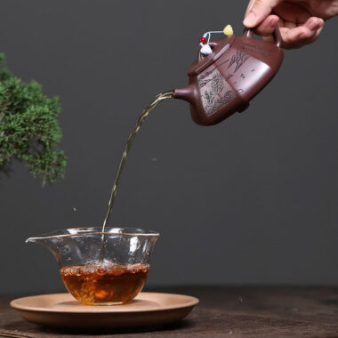 Yixing Zisha Teapot [Bafang Shanshui Shi Piao] (Zi Ni – 200ml)