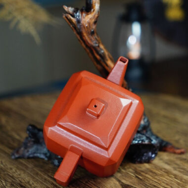 Full Handmade Yixing Zisha Teapot [Sifang Pot] (Zhu Ni – 260ml)