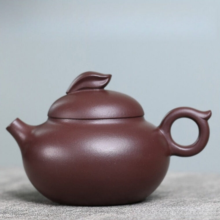Full Handmade Yixing Zisha Teapot [Listening] (Zi Ni – 200ml)