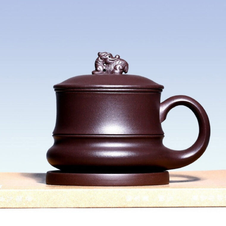 Yixing Zisha Tea Mug with Filter [Dragon] (Zi Ni – 410ml)