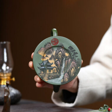 Yixing Zisha Teapot [Mountains & Rivers] (Lu Ni – 230ml)