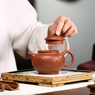 Yixing Zisha Teapot [Lotus Duo Zhi] (Hong Jiang Po Ni – 250ml)