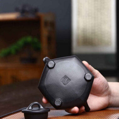 Full Handmade Yixing Zisha Teapot [Liufang Shi Piao Pot] (Shi Huang – 280ml)
