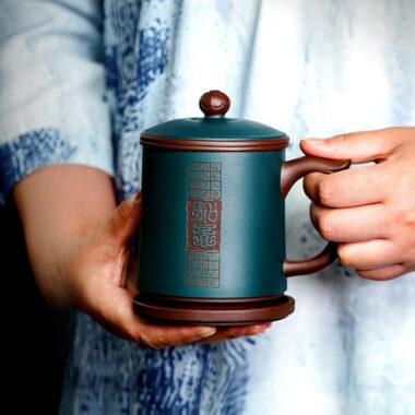 Yixing Zisha Tea Mug with Filter [Ruyi] (Zi Ni / Lu Ni – 480ml)