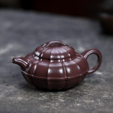 Full Handmade Yixing Zisha Teapot [Qing Yuan] (Zi Ni – 200ml)