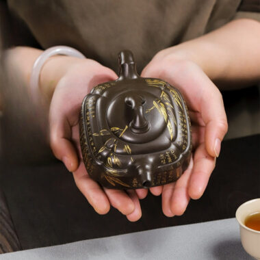 Full Handmade Yixing Zisha Teapot [Chou Jiao Zhu Gu] (Feicui Qing Zi Ni – 300ml)