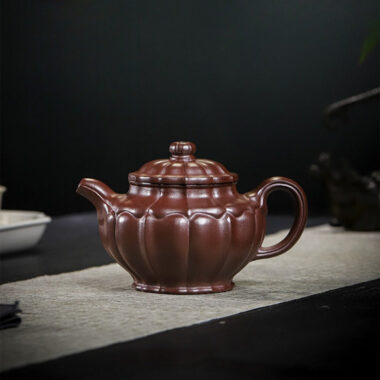 Full Handmade Yixing Zisha Teapot [Ruyi Linghua] (Jin Sha Zi Ni – 300ml)
