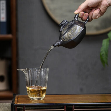 Yixing Zisha Teapot [Zhizu Changle] (Shi Huang – 250ml)