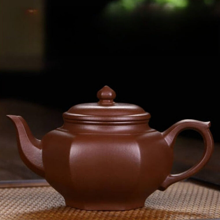 Full Handmade Yixing Zisha Teapot [Liufang Xiao Ying Pot] (Di Cao Qing – 280ml)