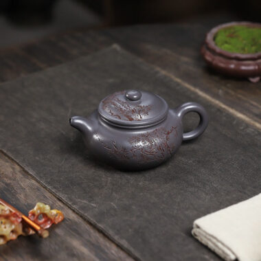 Yixing Zisha Teapot [Songzhi Fanggu] (Ting Qing Ni – 250ml)