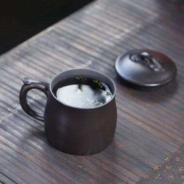 Yixing Zisha Tea Mug with Filter [Ruyi] (Shi Huang – 400ml)