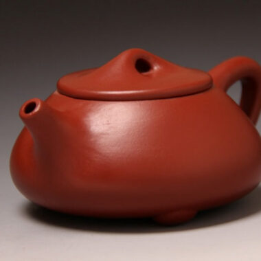 Full Handmade Yixing Zisha Teapot [Jingzhou Shi Piao Pot] (Dahongpao – 250ml)