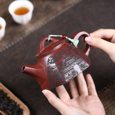 Yixing Zisha Teapot [Bawang Shi Piao] (Long Xue Sha – 280ml)