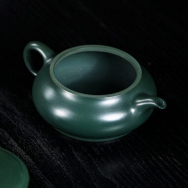 Full Handmade Yixing Zisha Teapot [Ming Lu Pot] (Minguo Lu Ni- 220ml)