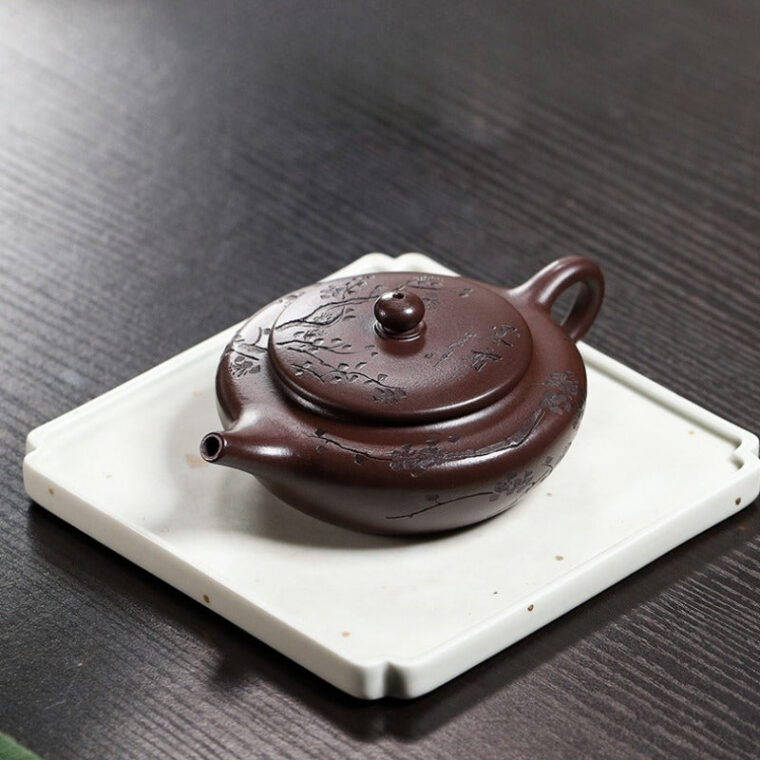 Yixing Zisha Teapot [Han Ying Bian Chen] (Zi Ni – 160ml)