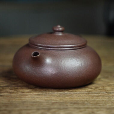Full Handmade Yixing Zisha Teapot [Han Jiang Pot] (Zi Ni – 190ml)