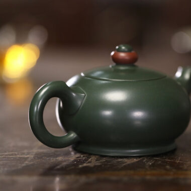 Full Handmade Yixing Zisha Teapot [Shi Lai Yun Zhuan Pot] (Lu Ni – 180ml/300ml)