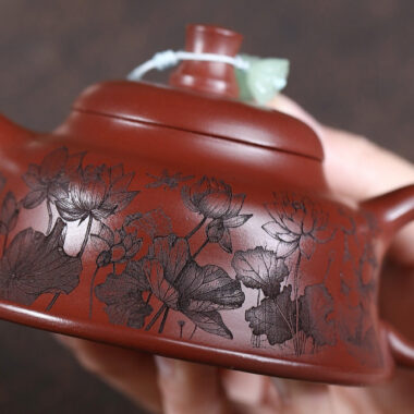 Yixing Zisha Teapot [Lotus Hat] (Long Xue Sha – 170ml)