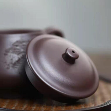 Full Handmade Yixing Zisha Teapot [Jiangnan Gao Shi Piao Pot] (Zi Ni – 270ml)