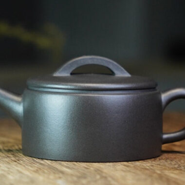 Full Handmade Yixing Zisha Teapot [Hanwa Pot] (Qinghui Ni – 180ml)