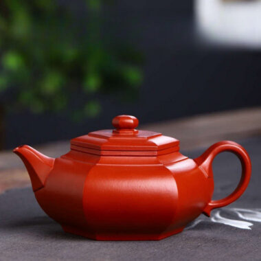 Full Handmade Yixing Zisha Teapot [Dabin Liufang Pot] (Zhu Ni – 260ml)