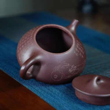 Full Handmade Yixing Zisha Teapot [Jingzhou Shi Piao Pot – Jiang Jin Jiu] (Zi Ni – 300ml)