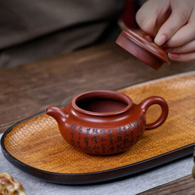 Full Handmade Yixing Zisha Teapot [Man Jiang Hong] (Long Xue Sha – 200ml)