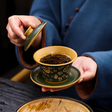 Master Handmade Yixing Zisha Gaiwan [Hundred Blessings] (Huangjin Duan Ni – 150ml)