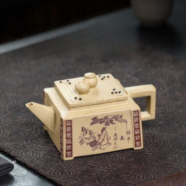 Full Handmade Yixing Zisha Teapot [Qikai Desheng] (Bensan Lu Ni – 145ml)