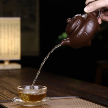 Full Handmade Yixing Zisha Teapot [Siji Ruyi Pot] (Zi Ni – 260ml)